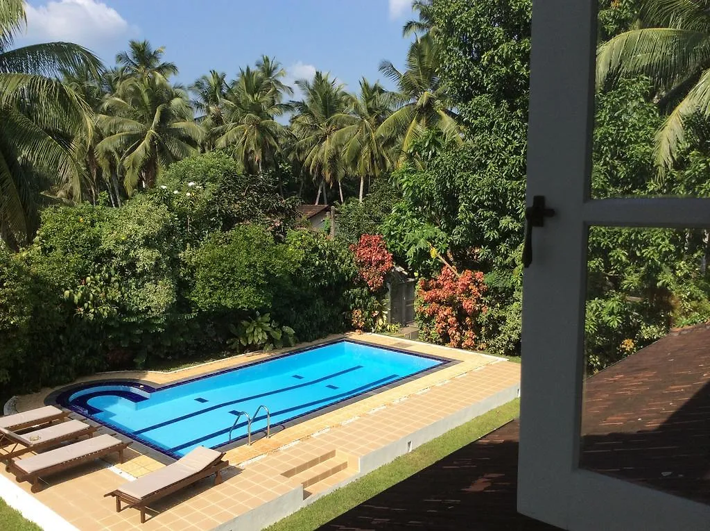 The Villa Green Inn Negombo Bed and breakfast