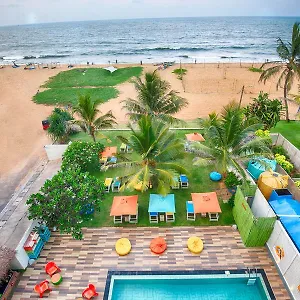 J Hotel Negombo