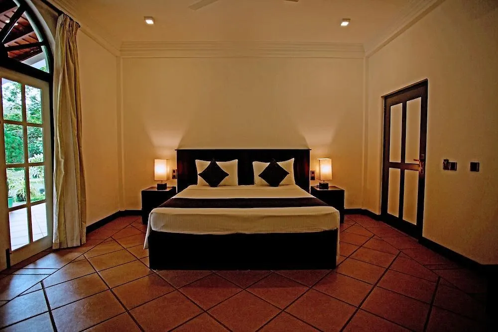 The Villa Green Inn Negombo 3*,  Sri Lanka