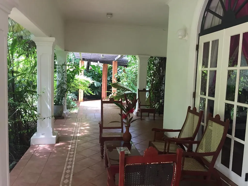 The Villa Green Inn Negombo 3*,  Sri Lanka